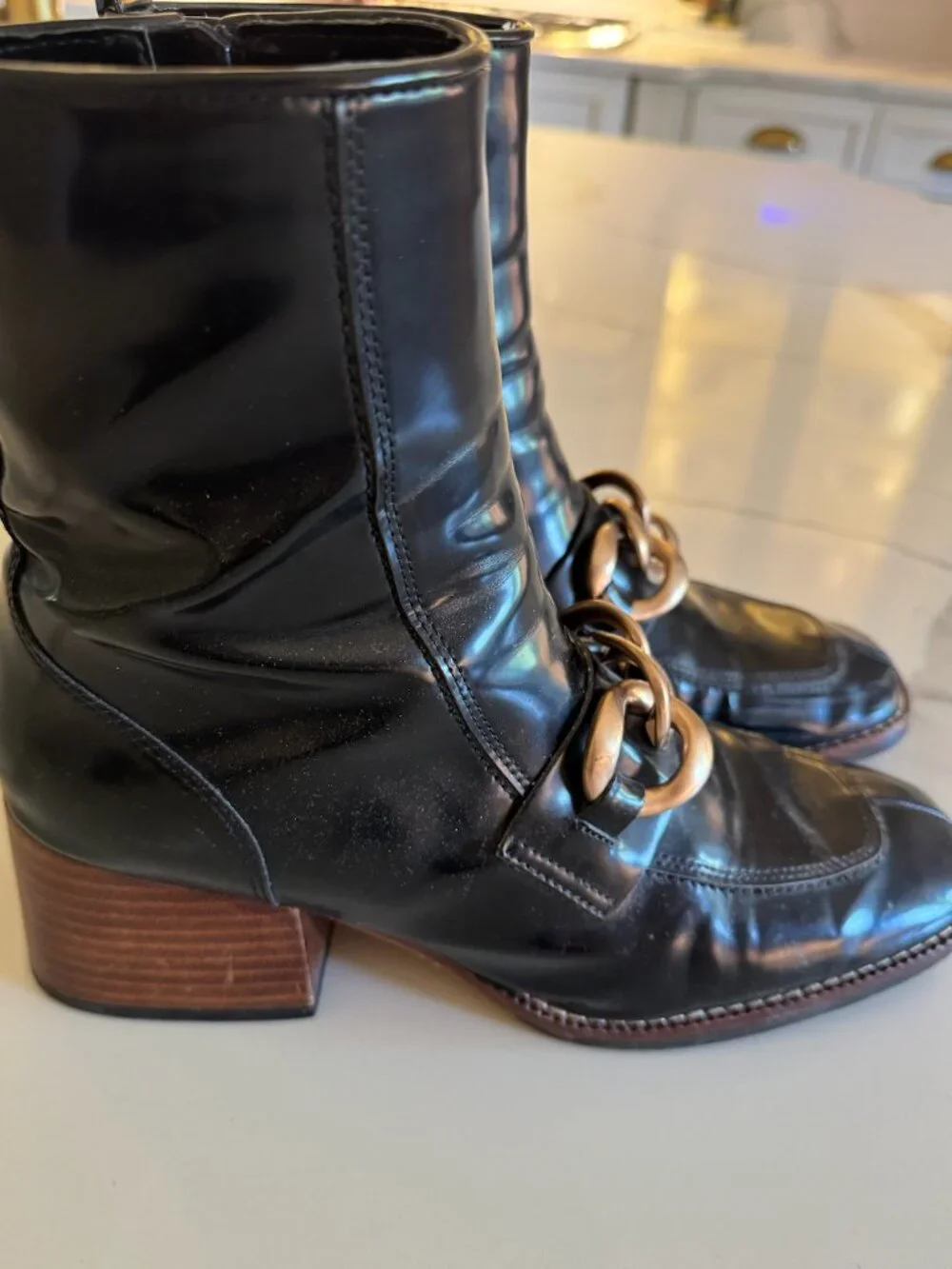 Steve Madden Loreen Black Boots with Gold Chain Detail, Size 8